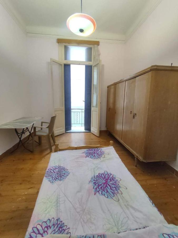 Room No5 A Private Room With Balcony For Men Only And No Ladies Allowed غرفة خاصة للرجال فقط ممنوع السيدات アレクサンドリア エクステリア 写真